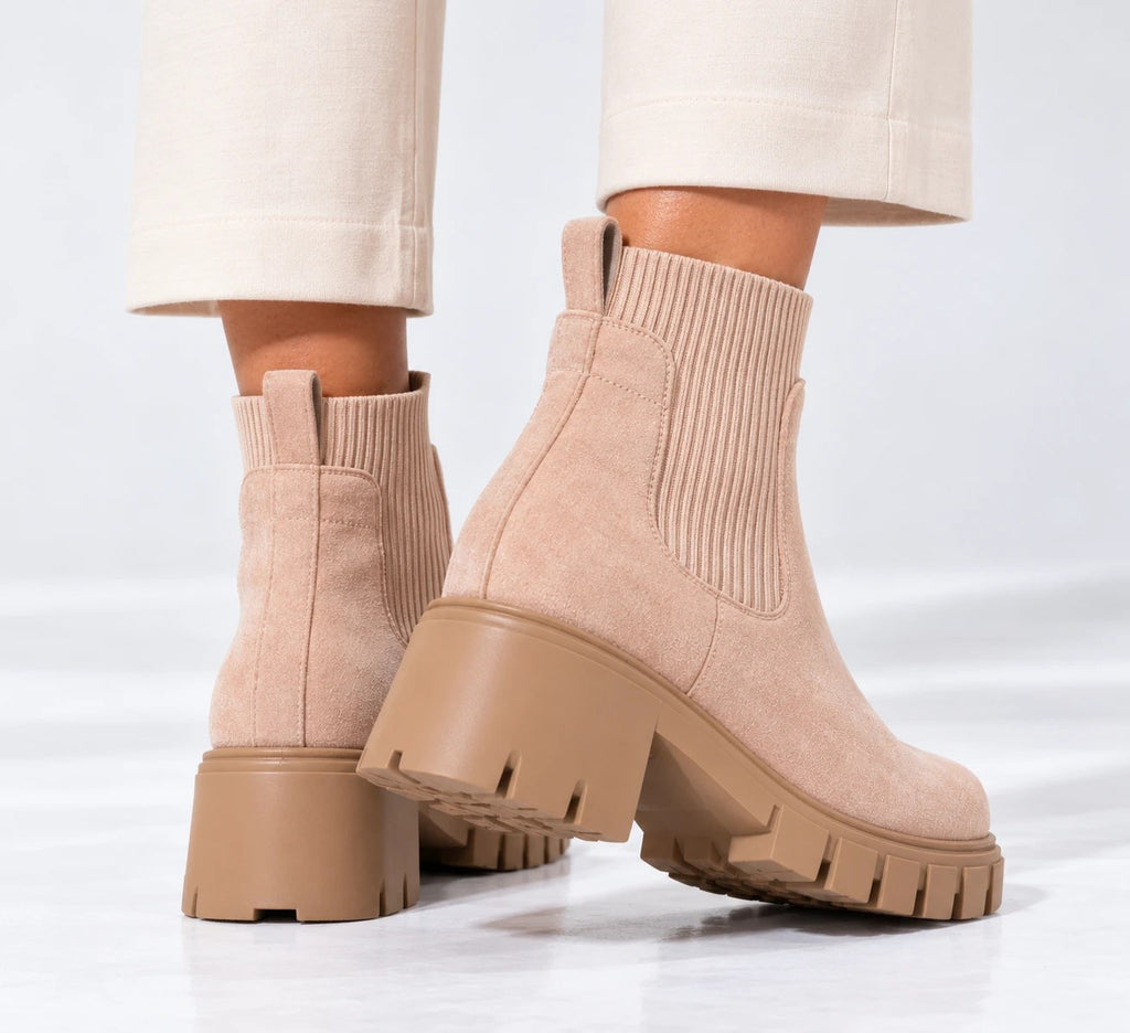 Chelsea-nilkkurit karkealla pohjalla beige – Bonvayana